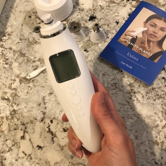 Personal Microdermabrasion Wand - Picture 3 of 10